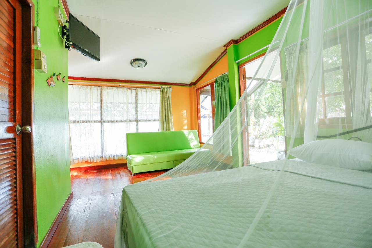 Kasemsuk Resort Bang Saphan Exteriör bild